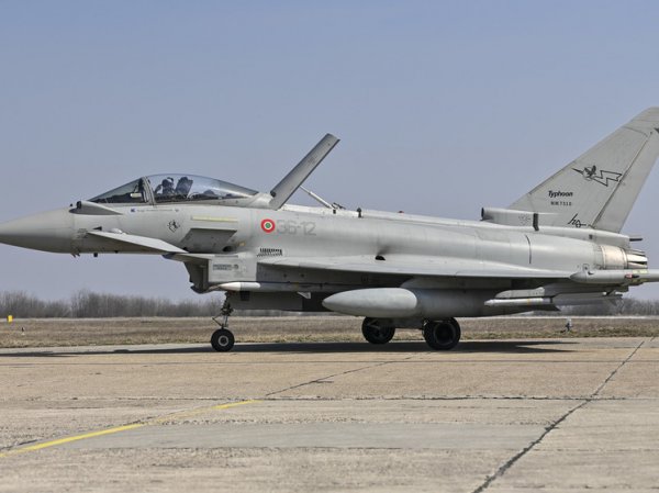 СМИ назвали дату передачи Украине первых истребителей F-16 от Дании