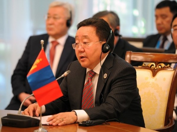 Экс-президент Монголии опубликовал "историческую карту" страны, включив в нее Россию