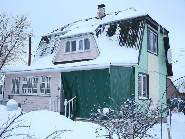 Запуск воды, грызуны: эксперт рассказал, как правильно расконсервировать дом после зимы