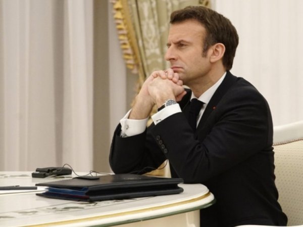 Макрона обвинили в нагнетании паники во Франции