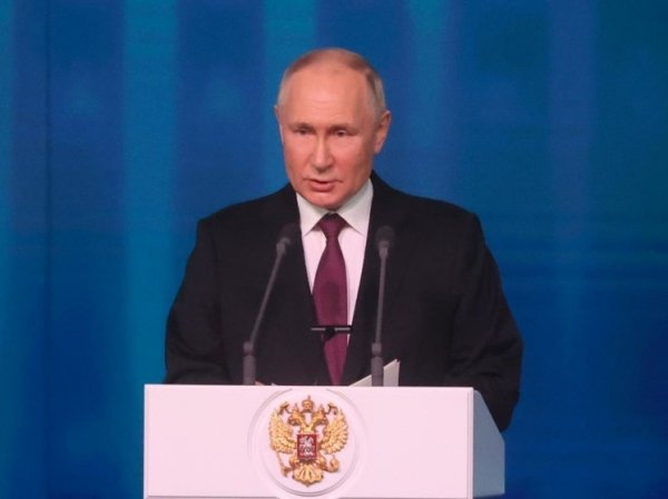 Путин высказался о зависимости России от импорта продуктов