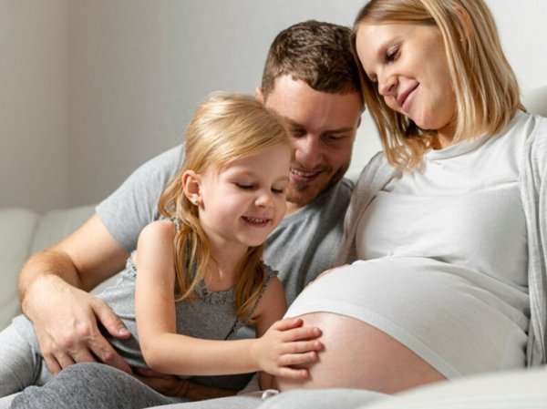 ВТБ представил бесплатную программу поддержки будущих мам и детей