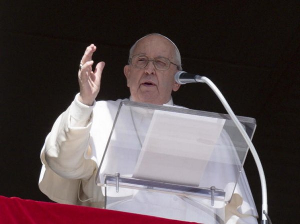 Папа римский шокировал заявлением о капитуляции Украины