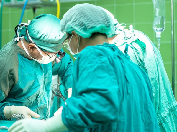 В Подмосковье хирурги прооперировали мальчика-ихтиандра