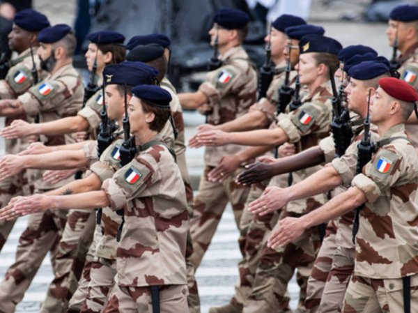 Армию Франции начнут готовить к участию «в самых жестких» конфликтах
