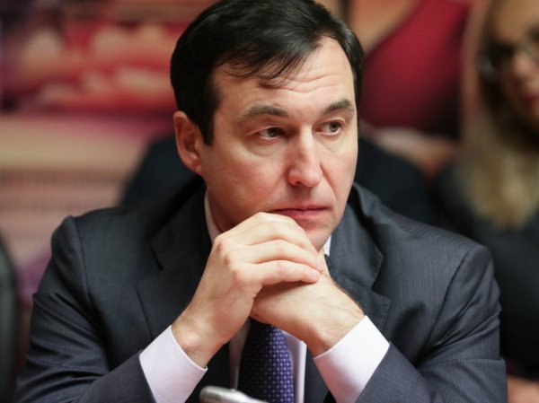 Депутат Гусев предложил снабдить тревожной кнопкой смартфоны россиян