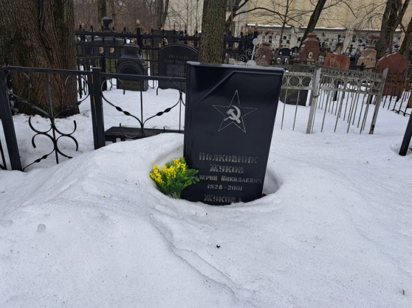 «Превратилась в большой сугроб»: могила жены Пороховщикова оказалась заброшенной после ликвидации боевика ВСУ
