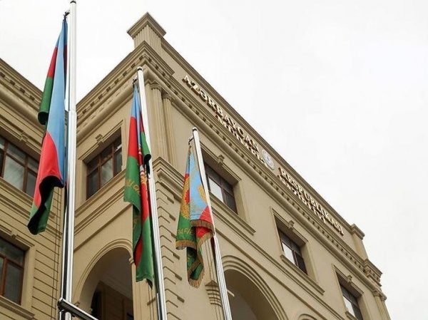 Азербайджан обвинил Армению в обстреле своих позиций