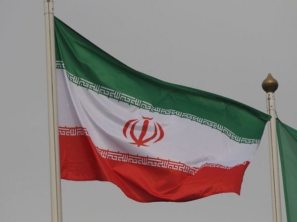 Трое силовиков погибли в ходе нападения террористов в Иране