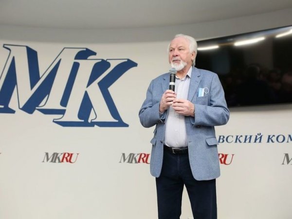 Глава МИД Сергей Лавров поздравил Павла Гусева с юбилеем