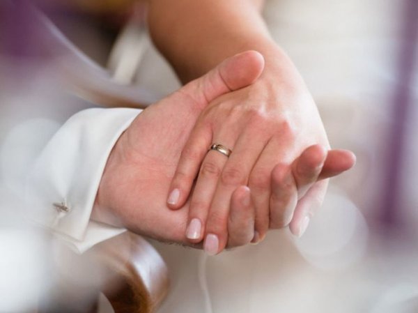 Госдума одобрила поправки против фиктивных браков с иностранцами
