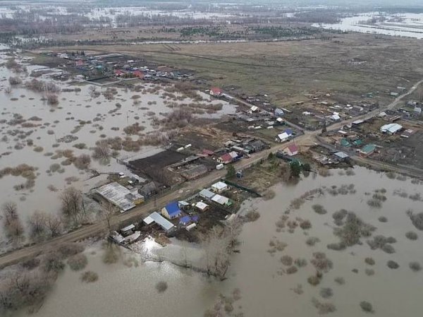 Власти района в Тюменской области объявили экстренную эвакуацию населения