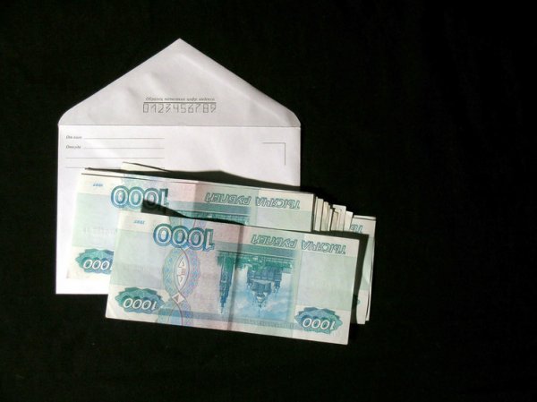 Названа средняя медианная зарплата в России: рост за год — 12%
